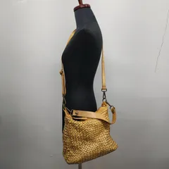 編み込みバッグ　レザーバッグ　ショルダー　ハンドバッグ　2way MADE IN ITALY イタリア製　ユーロヴィンテージ　Vintage　EURO