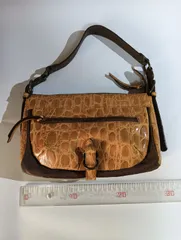 薄い茶色のポーチ　お出かけ用に！