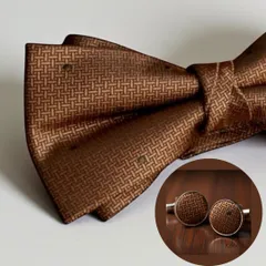 蝶ネクタイ・チーフ・カフス 3点セット ブラウン 茶 結婚式 前撮り 成人式 新郎 ゲスト 最適 繊細な光沢 ドット柄 ネイビー 紺 ブラック 黒 ブラウン系 タキシード スーツ 好相性 高級感 メンズ 大人 ネクタイ ファッション 小物