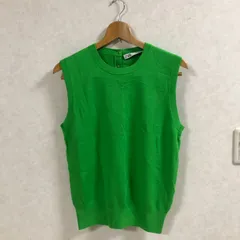 ZARA　グリーンカラー　ノースリーブセーター　Lサイズ