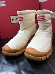 新品 超人気 HUNTER スノーブーツ ショート 防水防寒　ホワイト
