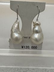 未使用　K18 ahkah blanc　ピュアダイヤ　ピアス　ブランコ 未使用 K18 ahkah blanc ピュアダイヤ ピアス ブランコ - メルカリ