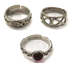 【中古】アクセサリー(非金属) クラピカ 指環3個セット 13号(フリーサイズ) 「HUNTER×HUNTER」 ユニバーサル・スタジオ・ジャパン限定