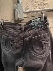 トゥルーレリジョン ブラック ウォッシュ デニム パンツ 28