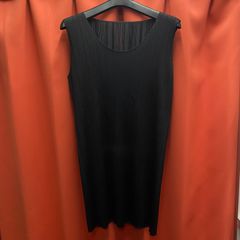 PLEATS PLEASE ノースリーブプリーツトップス ブラック - メルカリ