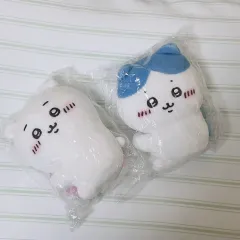 ちいかわ ハチワレ ちいかわ 抱きつきクリップぬいぐるみ