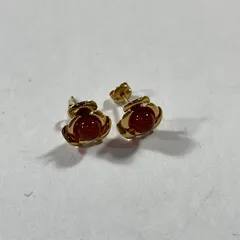 ★ K18刻印  18金 花モチーフ レッド 両耳ピアス キャッチ/ポスト 刻印あり  総重量0.86g アクセサリー 現状品