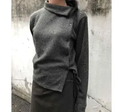 ぼかし タートルネック アシンメトリー ボタン 長袖Tシャツ