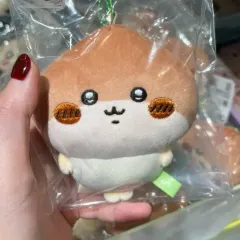 ちいかわ サクラ(SAKURA・宮脇 咲良)くりまんじゅう マスコット キーホルダー くりまんじゅう