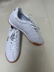 FILA 白 スニーカー