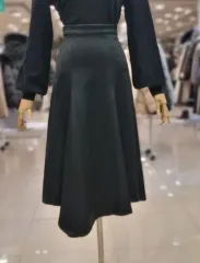 新品 サテン アシンメトリー フレア スカート