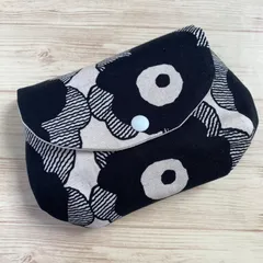ハンドメイド ポーチ フラップポーチ 北欧 花柄