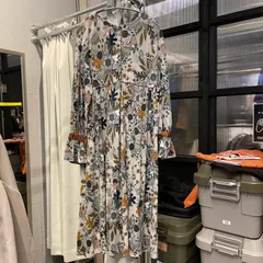 【東あずま店　併売品】　＠　アズノゥアズ As know as ワンピース 総柄 花柄 長袖　お呼ばれ　デート　オフィスカジュアル　食事会