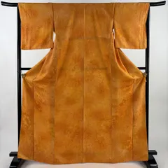 【美品】 小紋 身丈168.5cm 裄丈66cm M 袷 幾何学 ぼかし柄 オレンジ 正絹 優品 【中古】