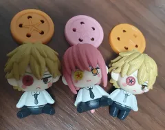 チェンソーマン カプセルトイ 3種 (デンジ マキマ)