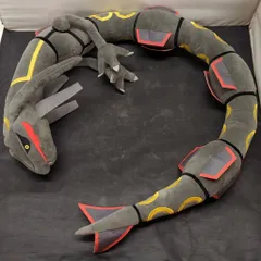 BANDAI SPIRITS 一番くじ アニメ ポケットモンスター アニメ ポケットモンスター A賞 黒いレックウザ 抱きぬいぐるみ