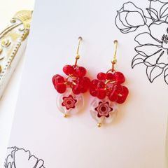 チェコビーズの可愛いピアスC986 - メルカリ