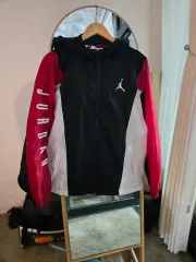 ナイキ ジョーダン WIND AND WISH ウィンドブレーカー L/100