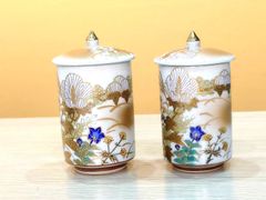 九谷焼 法芳 夫婦蓋付き湯呑み『孔雀と牡丹』赤絵 金彩 コップ 2客
