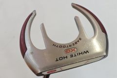 オデッセイ　【訳あり】ホワイト ホット XG Sabertooth　パター　中古　ゴルフドゥ！春日井店【最短即日発送】