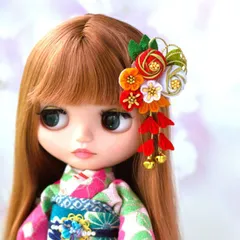 ❁紅白椿つまみ細工ドール着物・浴衣和装髪飾り❁＜30ｃｍドールサイズ・1／6ドール用かんざし◇送料込み◇