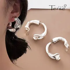シルバー ピアス フープピアス レディース 大振り 上品 モダン クール お洒落 プレゼント ギフト 大人可愛い 普段使い デート 女子会 パーティー アクセント 変則デザイン メタルパーツ 毎日ピアス 2024新作 トレンド シンプルおしゃれ