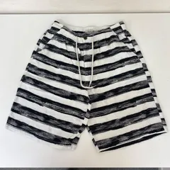 ✨美品✨Denifits デニフィッツ　メンズ　ハーフパンツ　ショートパンツ　ボーダー柄　ホワイト×ブラック　サイズLL