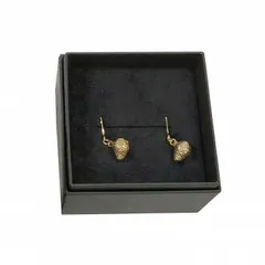 イチゴピアス 金