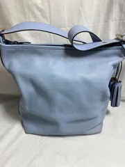 コーチ　レガシー　ショルダーバッグ　肩掛け　ライトブルーレザー 【画像を確認して下さい】S