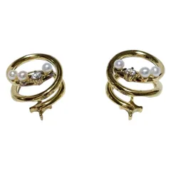 ete(エテ) イヤリング - ゴールド×白×クリア イヤーカフ