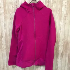 タ　アンダーアーマー　UNDER ARMOUR　フルジップパーカー　ピンク　?G