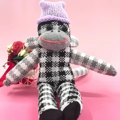 【福祉施設制作】癸（みずのと）作　ぬいぐるみ　「ソックモンキー（黒&灰）」　NO.4881　P（弐）