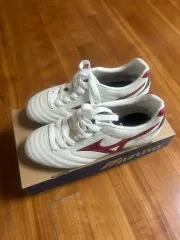 ミズノ レディース サッカーシューズ