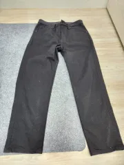 ユニクロのテック デニム スリム フィット ジーン (Tech Denim Slim Fit