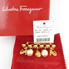 Salvatore Ferragamo サルヴァトーレフェラガモ フェイクパールチャーム ピンブローチ ゴールドカラー イタリア製 保存袋 外箱付 rk9934