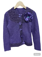 【美品】NOKO PLEATS  ノコプリーツ　カーディガン　ブローチ付き　お花　パープル　レディース　サイズ40  【Z1731】