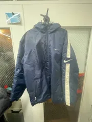 ナイキ ネイビージャケット 裏起毛