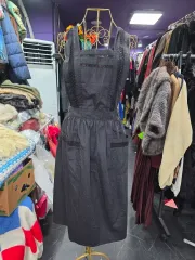 エプロン ブラック レース デザインテープ ワンピースタイプ (66 77)