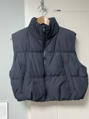 ザラ クロップド ダウンベスト