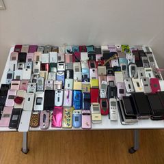 K4482☆ジャンク品 ガラケー・スマホなど 大量おまとめ 約140台 docomo