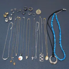 【遺品整理まとめて50】ジュエリー　20点　GIVENCHY　YSL　SILVER多数　ネックレス　イヤーカフ　リング　イヤリング　アクセサリー