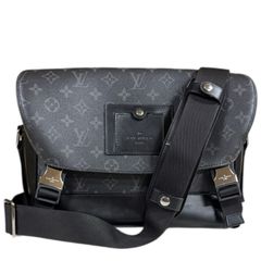 LOUIS VUITTON モノグラム エクリプス メッセンジャーバッグ - メルカリ