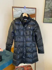 アディダス 光沢 レディース ダウンジャケット ロング丈