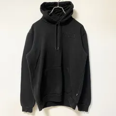 古着 used PUMA プーマ　長袖ワンポイントロゴデザインパーカー　フーディースウェット　黒　シンプル　Sサイズ