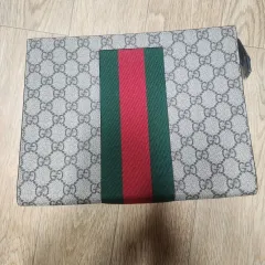 グッチ クラッチバッグ