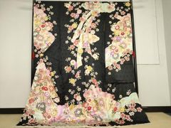 黒地 ベルベット 色打掛 花車 桜 刺繍 - メルカリ