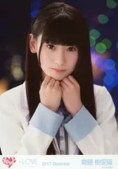 【中古】生写真(女性) イコールラブ(=LOVE)齋藤樹愛羅/バストアップ・白紫水色ピンク衣装・顔下に両手/イコールラブ(=LOVE) 2nd MV衣装生写真(白ブレザー)「2017.December」