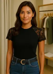 【新品】レディース レース使いの半袖クルーネックスリムトップ