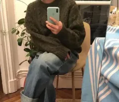 ケーブル編み ニット カーキ