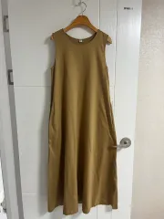 （日本ヴィンテージ）UNIQLO ユニクロ ノースリーブ ロング ONE PIECE ブラウン コットン100％ M